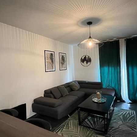 Appartement Vert Corbeil-Essonnes Exterior foto